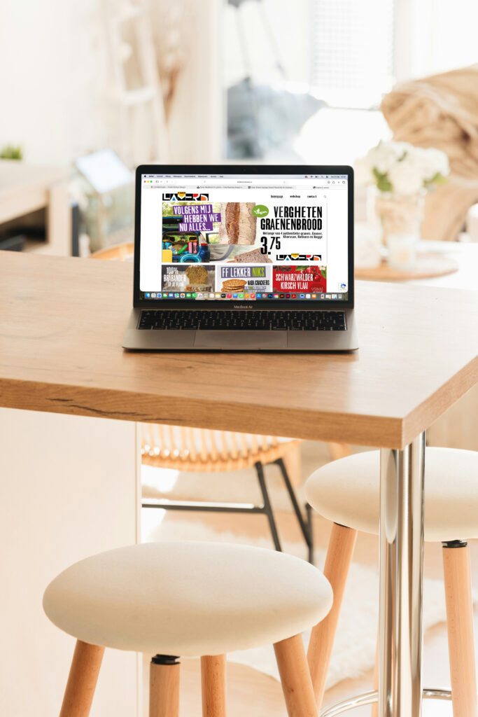 banner mockup-lamers-laptop-1